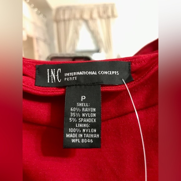 Red INC Fit and Flare Dress, size Petite Extra Small - Picture 4 of 5